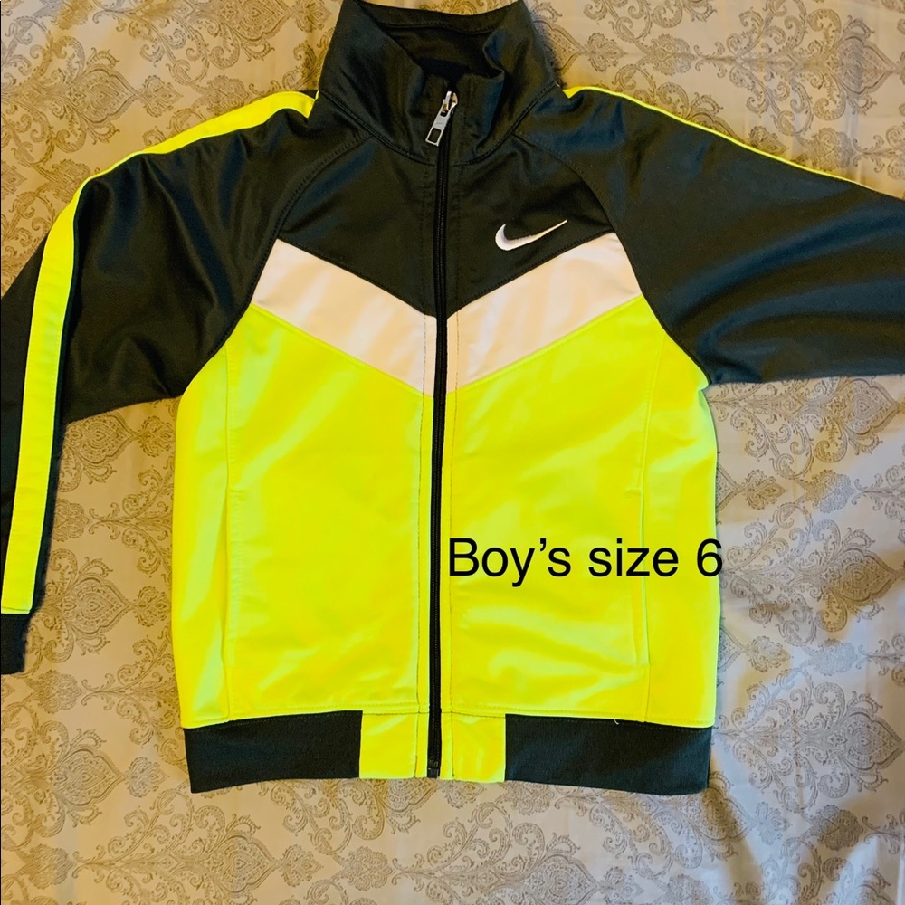 Nike boy’s jacket